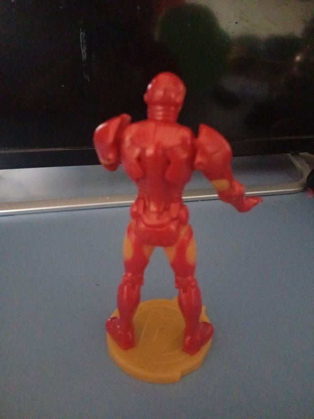 Iron man Kinder sorpresa