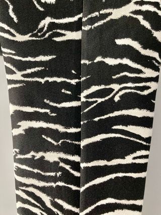 Pantalón Carolina Herrera 4
