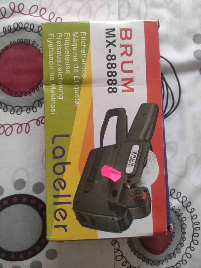 Máquina de etiquetar