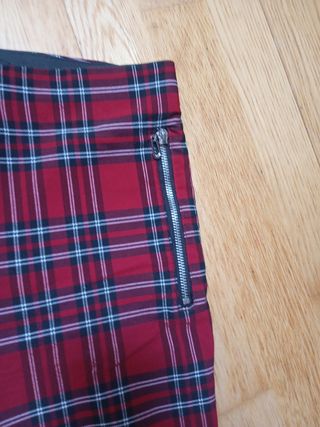 Pantalón Zara ajustado