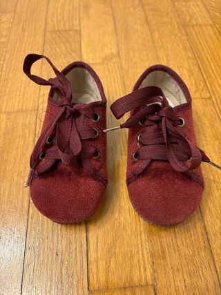 Zapatos Bebé, Talla 23