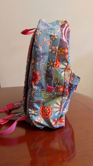 MOCHILA PORTATODO