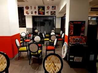 Particular Alquila BAR en PARQUESOL, sin traspaso