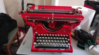 Máquina de escribir antigua