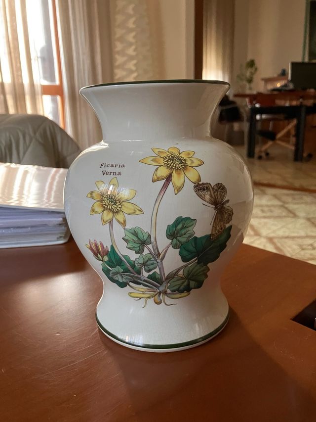 Vaso Florabumda England