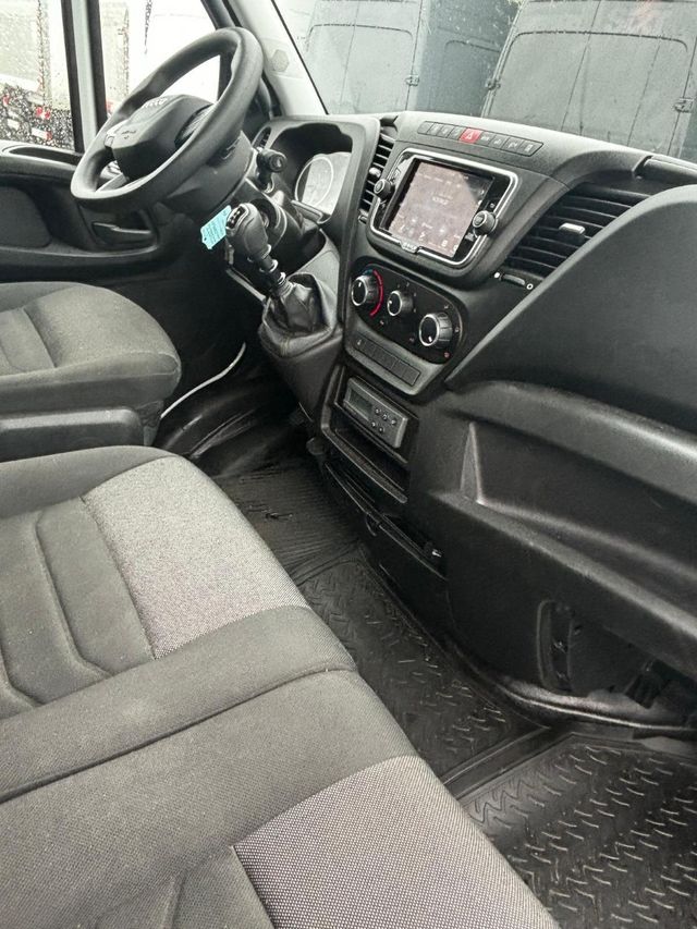 Iveco Daily 2022 35c160