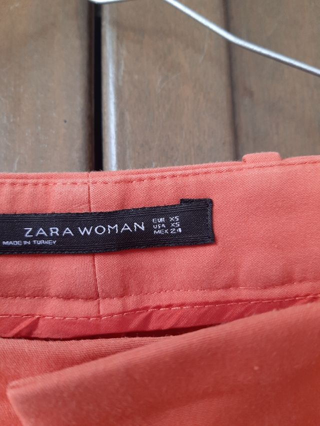 Calças Zara