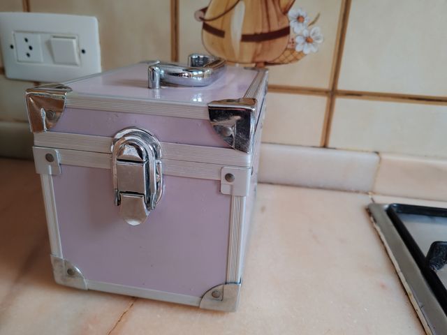 Caja Rosita maquillaje