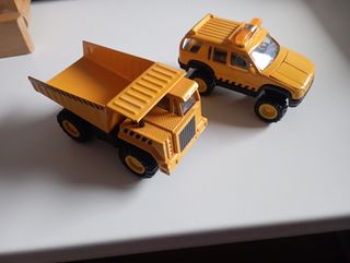 juguetes de metal: camión y coche
