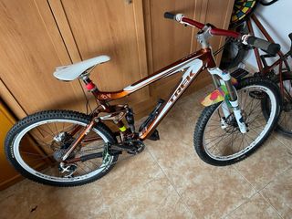 Bicicleta enduro TREK 