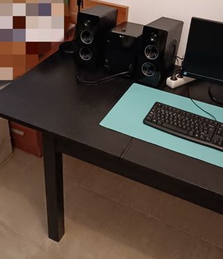 Mesa de madera maciza