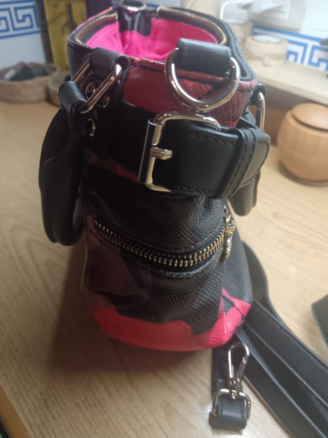 La nuova borsa di Uneven