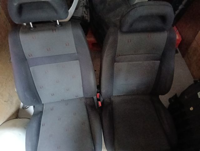 Asientos de Seat Ibiza 2000