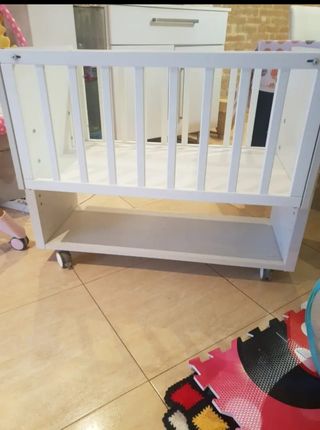 Minicuna moises
