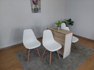 mesa plegable +4 sillas blancas ‼️  nuevo