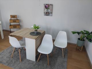 mesa plegable +4 sillas blancas ‼️  nuevo