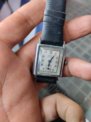 reloj antigua