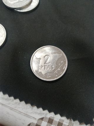 2 pesetas 1982