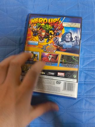 Videojuegos de PS2 Ben 10 y Super Hero Squad