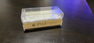 Caja iPod Nano 4gb Sivler