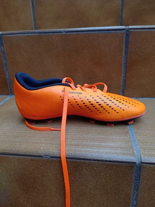 Botas de fútbol