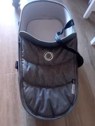 Capazo Bugaboo Bee 6 con saco.