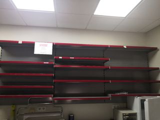 Mobiliario tienda y oficina