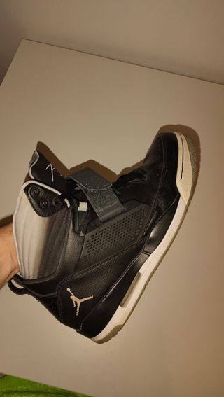 JORDAN NIKE AIR FLIGHT 97 Negras