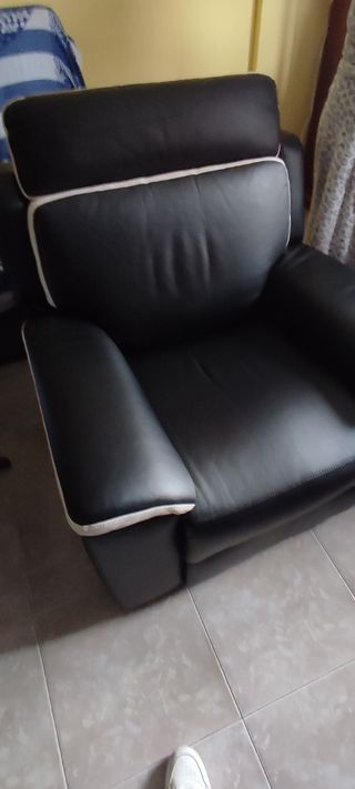 Sillón negro piel sintética no hago envíos 