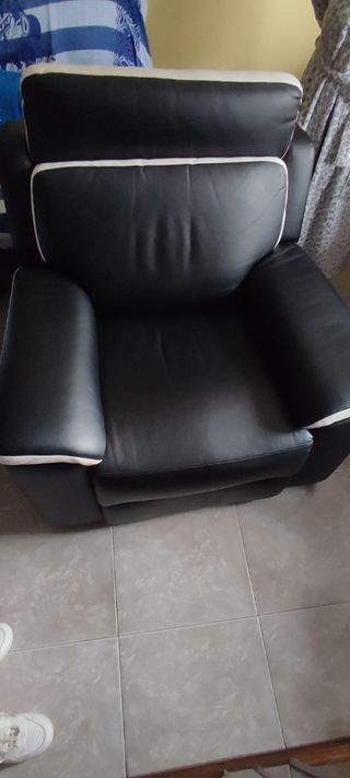 Sillón negro piel sintética no hago envíos 