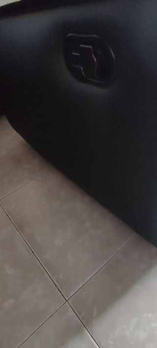 Sillón negro piel sintética no hago envíos 