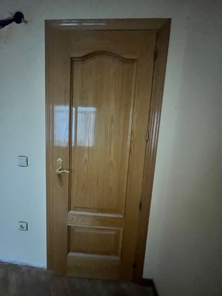 Puertas de madera con cercos incluidos