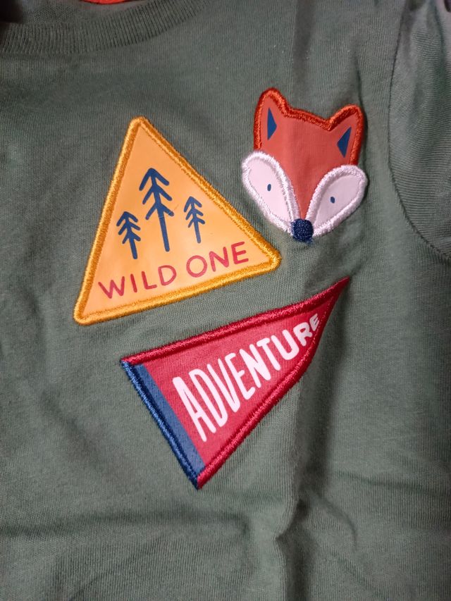 Conjunto pantalón y camiseta