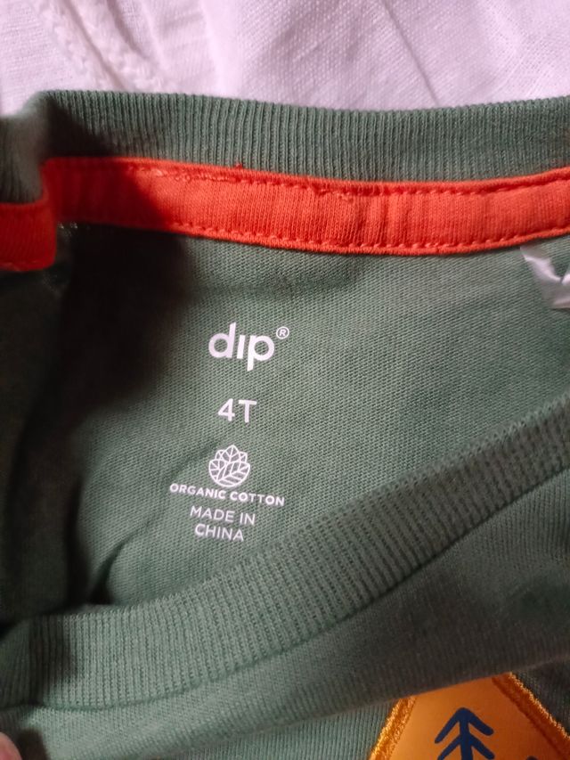 Conjunto pantalón y camiseta