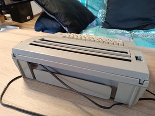 MAQUINA DE ESCRIBIR PHILIPS