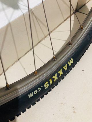 Rueda mavic 26” 