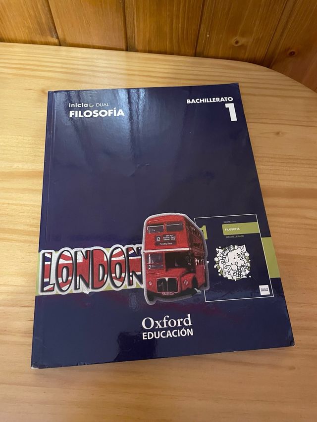 Libro Filosofia , lo de london es pegatina 