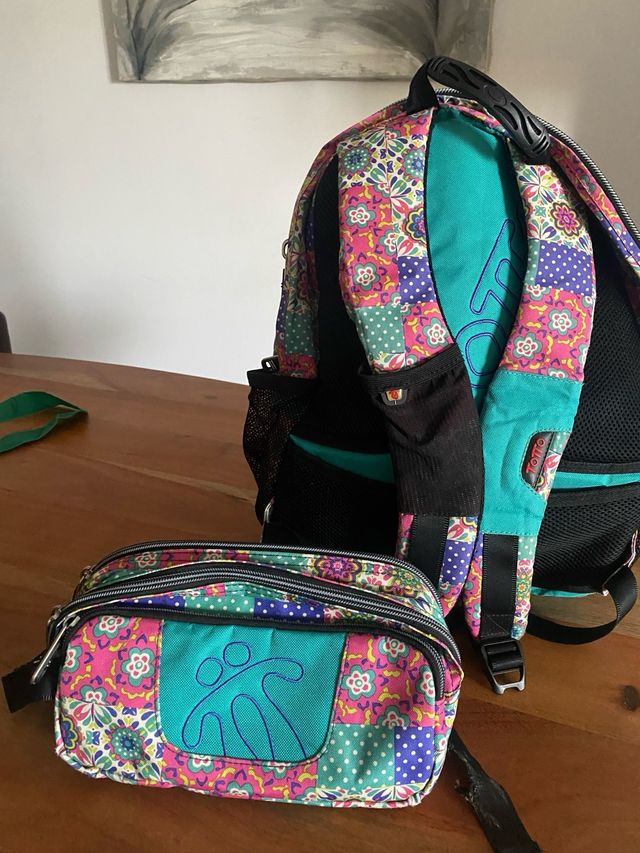 Mochila colegio y estuche a juego