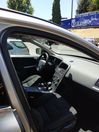 Volvo XC60 2013 2.4 D4 AWD Momentum Auto