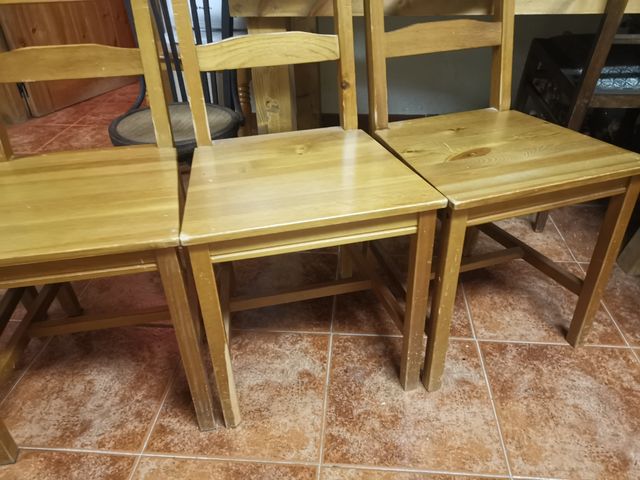 4 sillas de pino