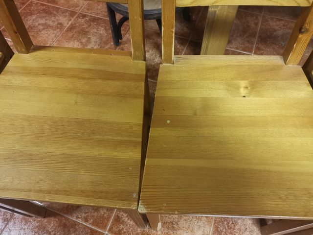 4 sillas de pino