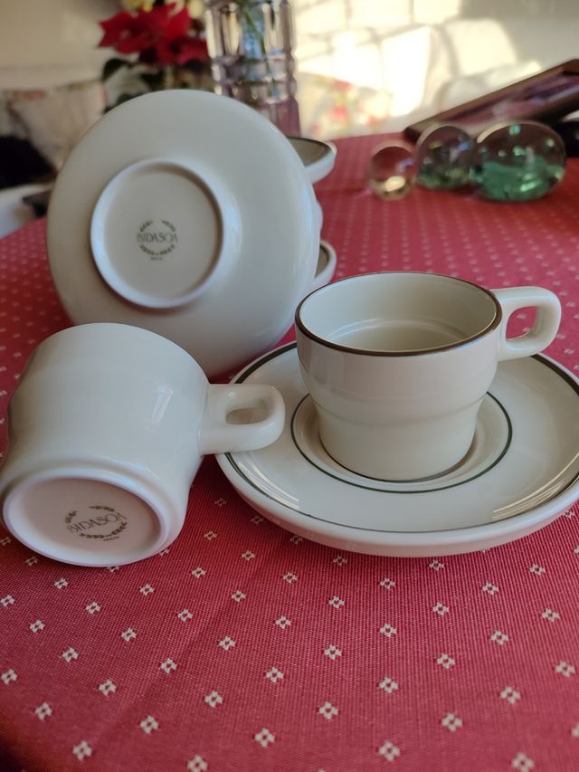 Juego 6 tazas y platos de café