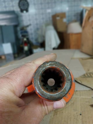 Semieje de motoazada