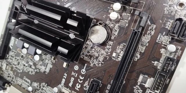 Motherboard ASROCK Q1900M + Intel CEL J1900