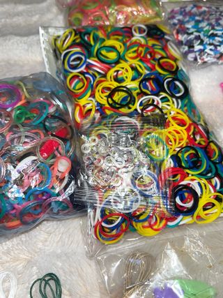 Kit de Pulseras y Collar  Gomas Fluorescentes