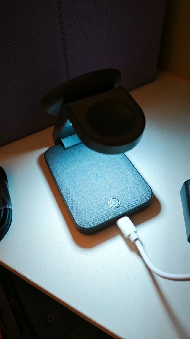 Caricatore senza fili 3 in 1, iPhone e Android