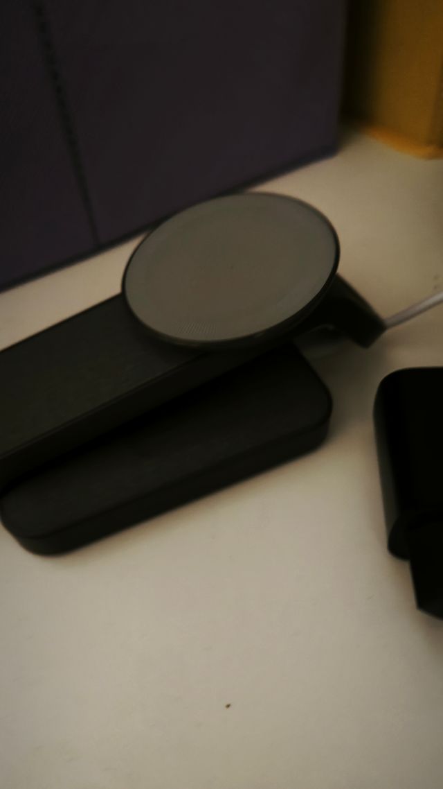 Caricatore senza fili 3 in 1, iPhone e Android