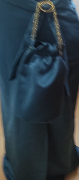 Vestido muito bonito, azul petróleo