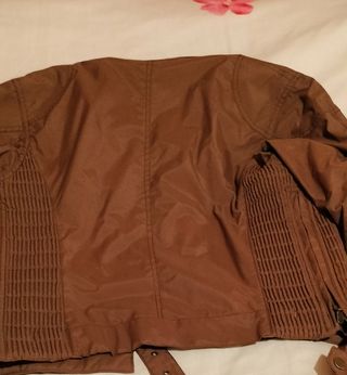 Cazadora marrón