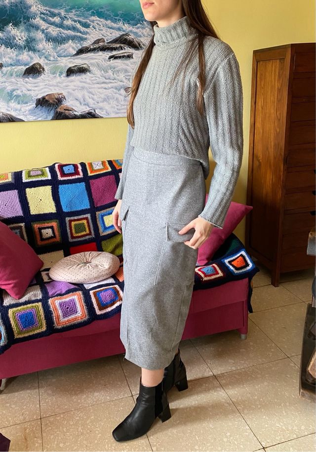 Falda midi gris invierno Mango